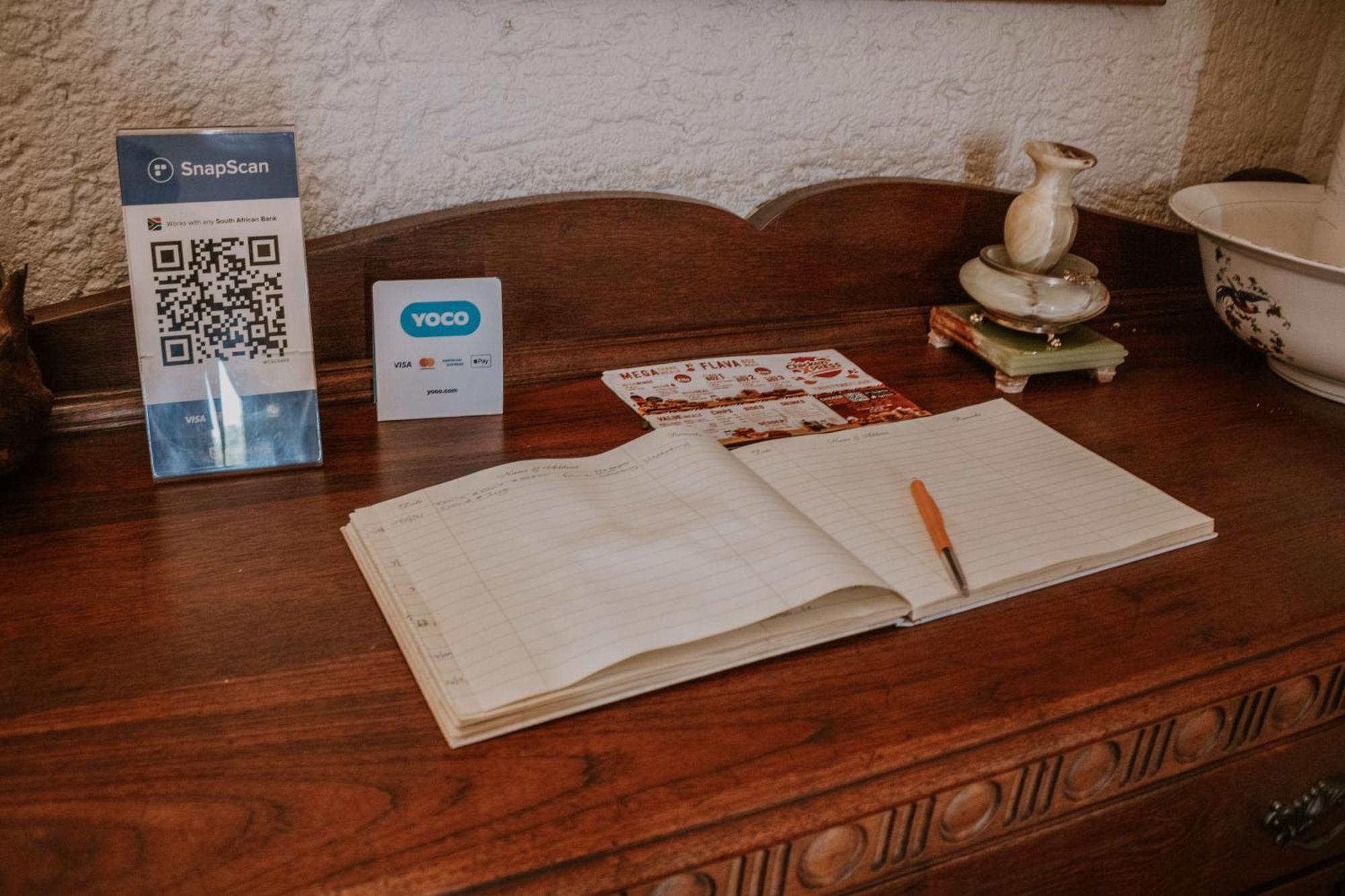 White Linen Guesthouse Tierpoort 外观 照片